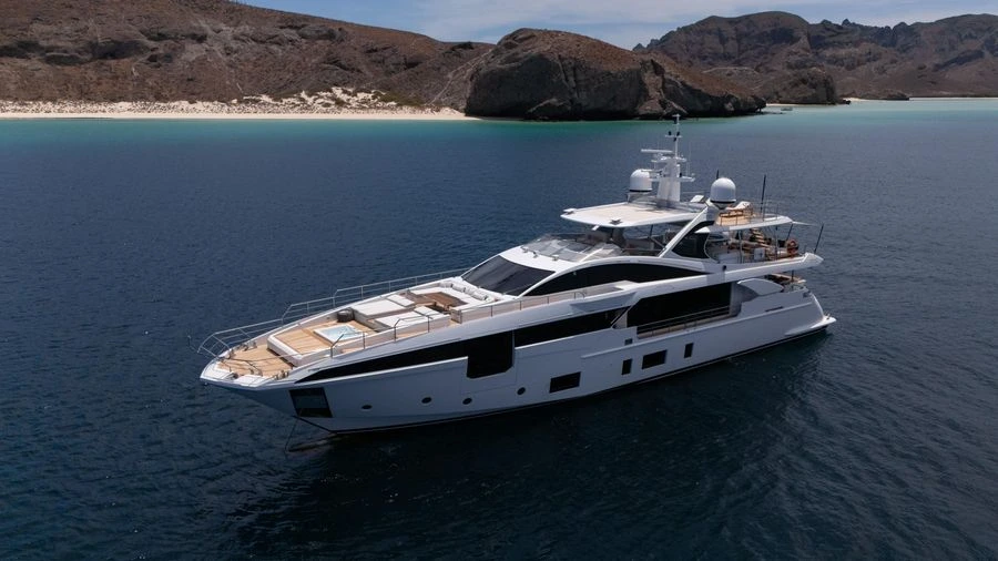 Exterior 116' · Yates México · La Paz