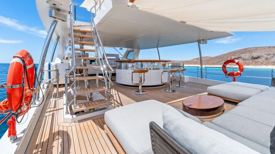 Upper Deck
