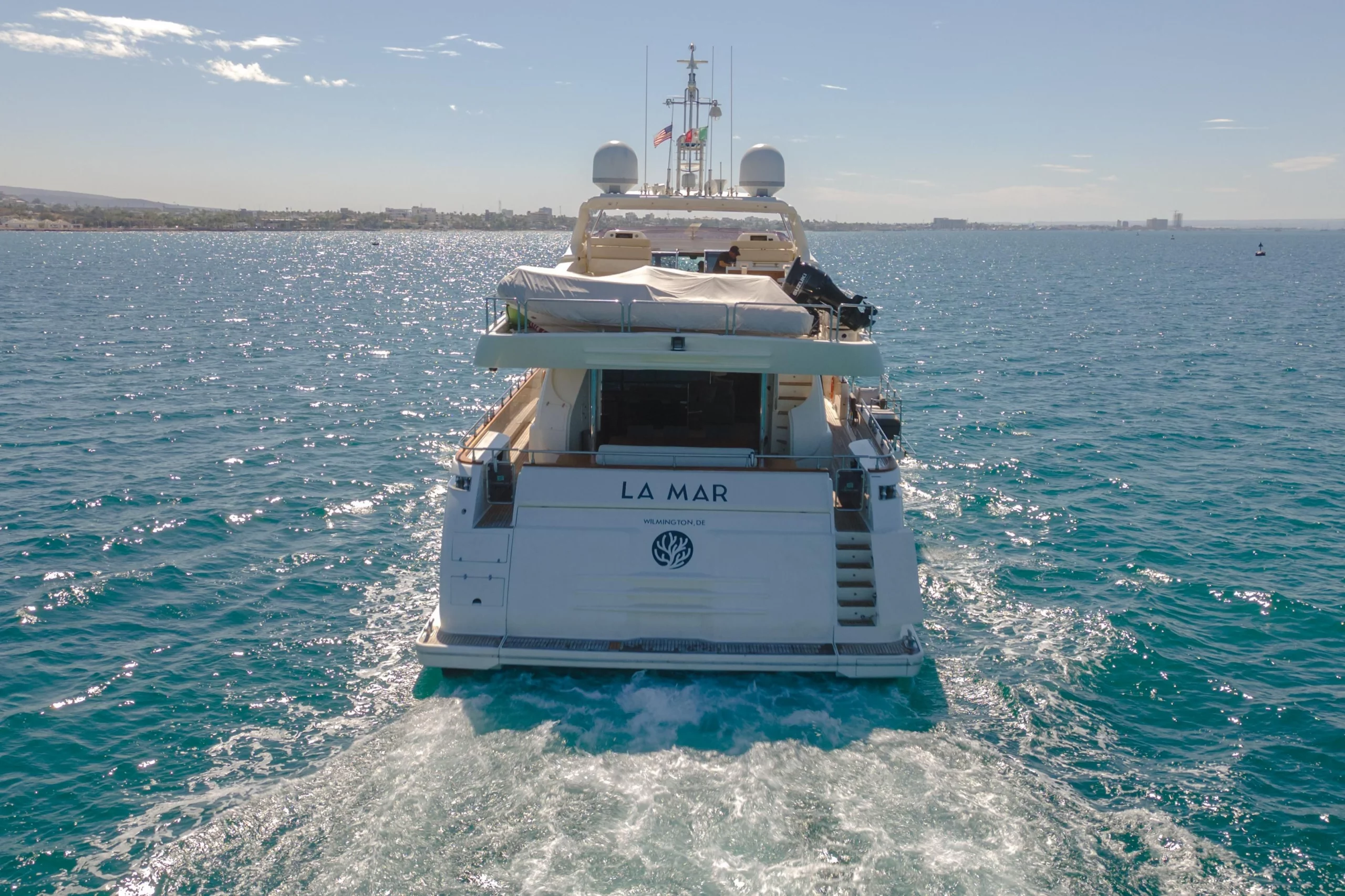 Mega Yacht Custom Line 100' en venta · Yates México · La Paz BCS