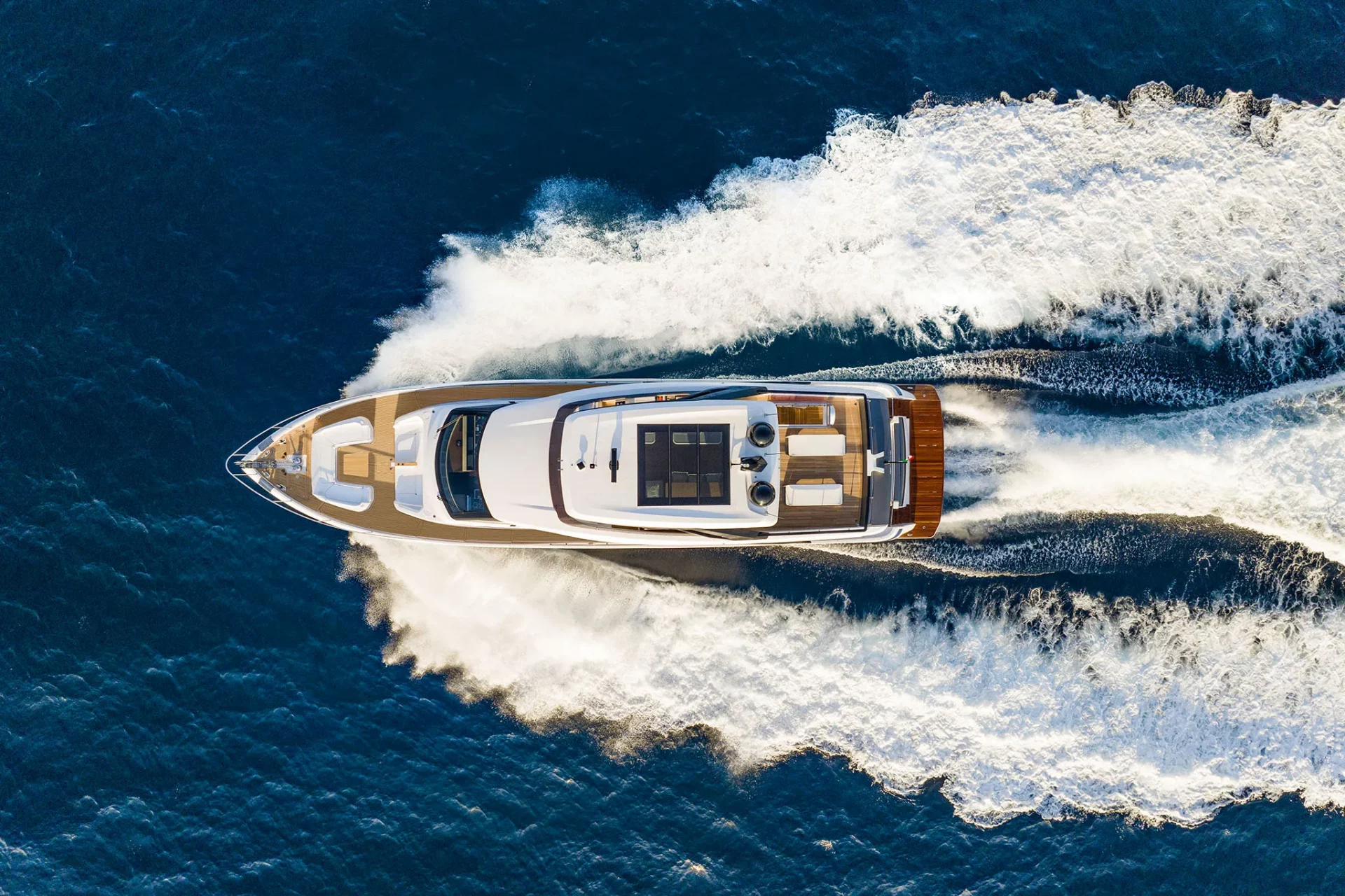 Motor Yacht de lujo 86 ft · Yates México