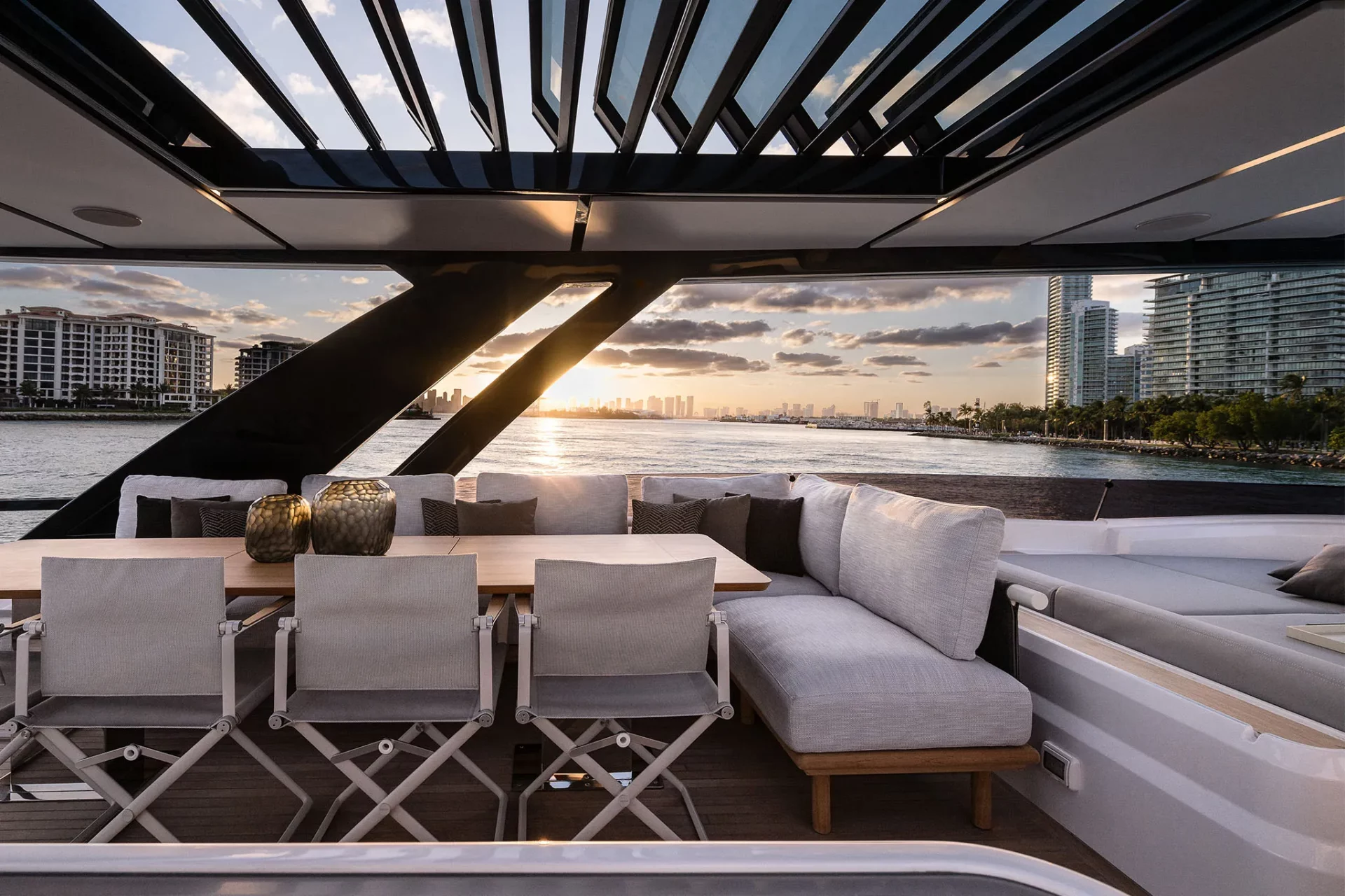 Motor Yacht de lujo 86 ft · Yates México