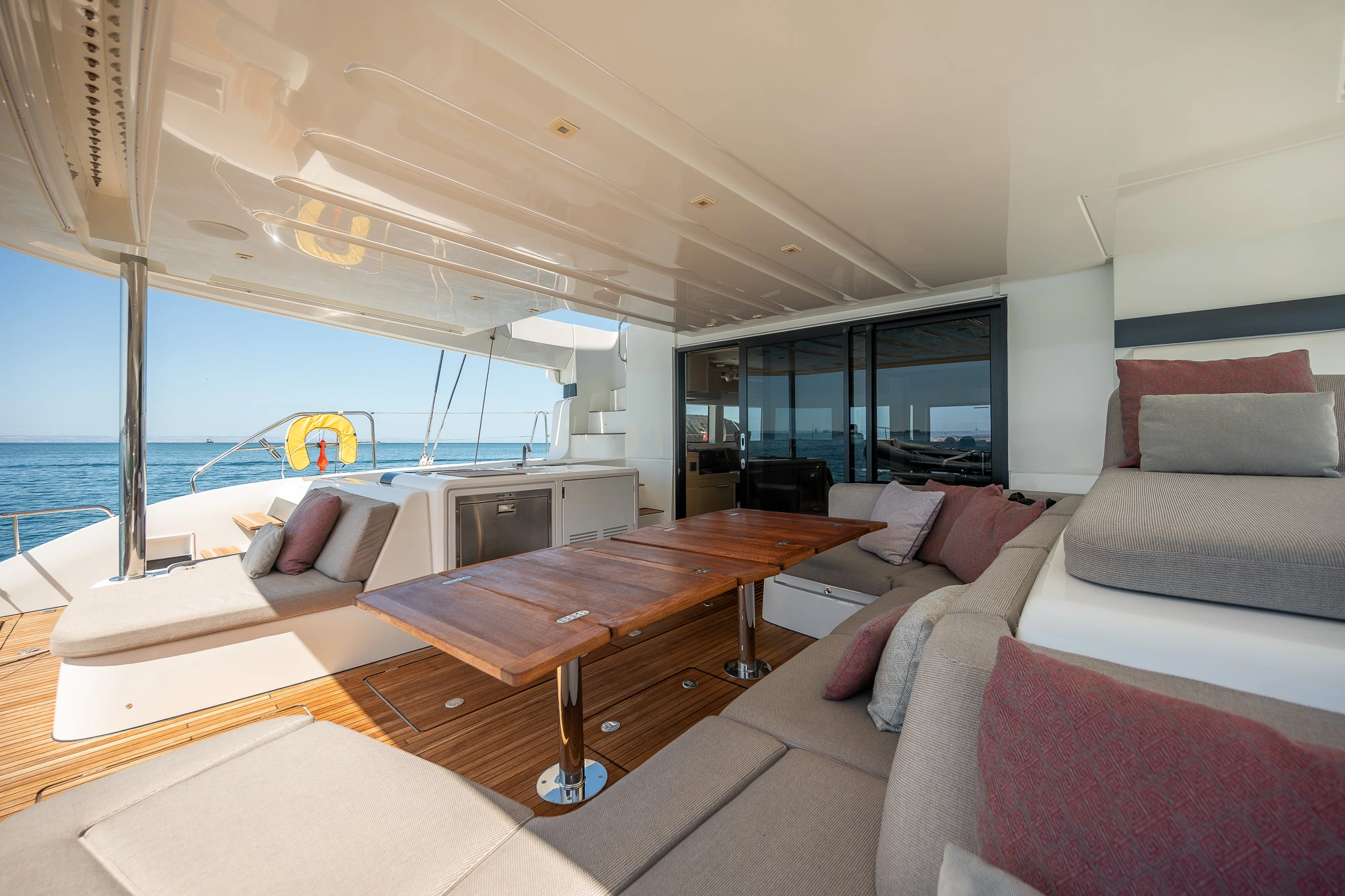 Aft deck comedor