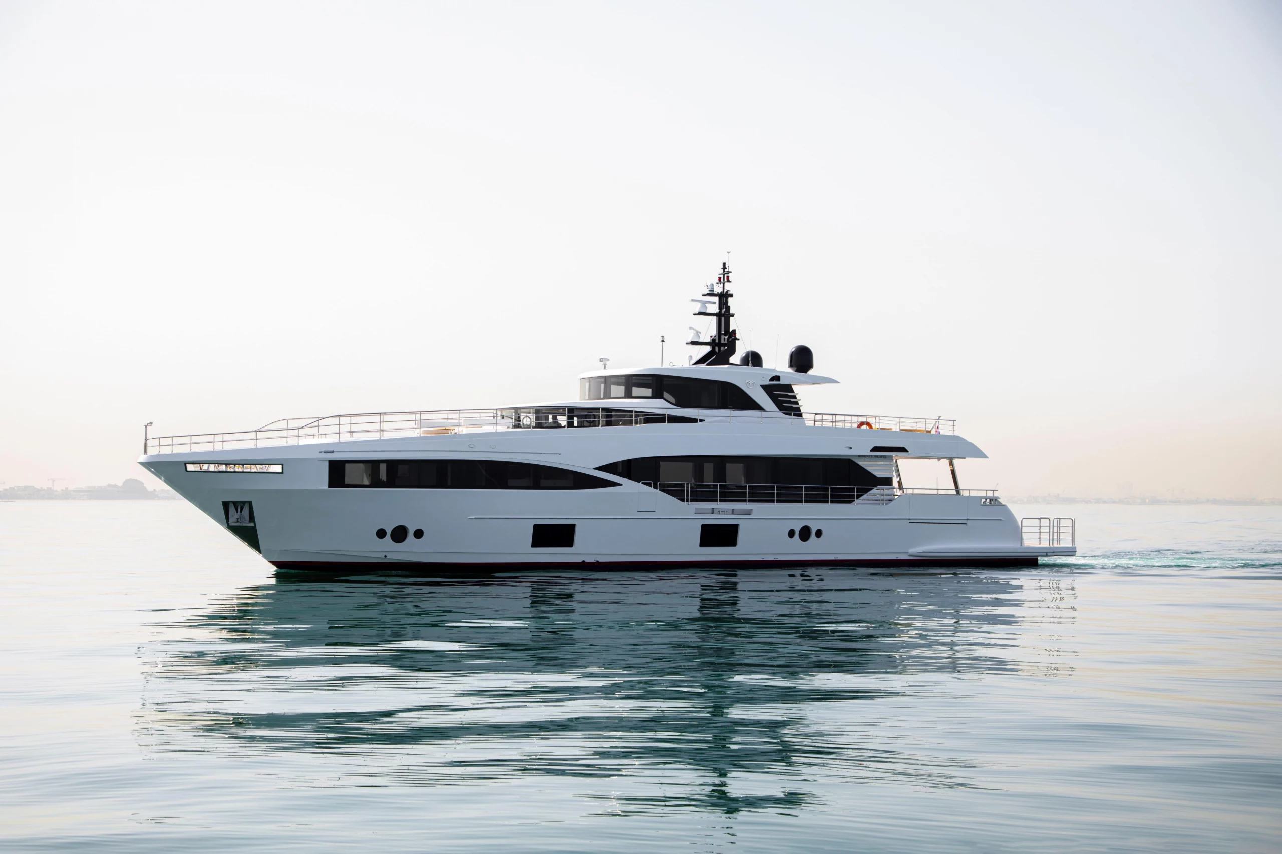 Majesty 100 motor yacht nuevo en venta · Yates México · Puerto Vallarta