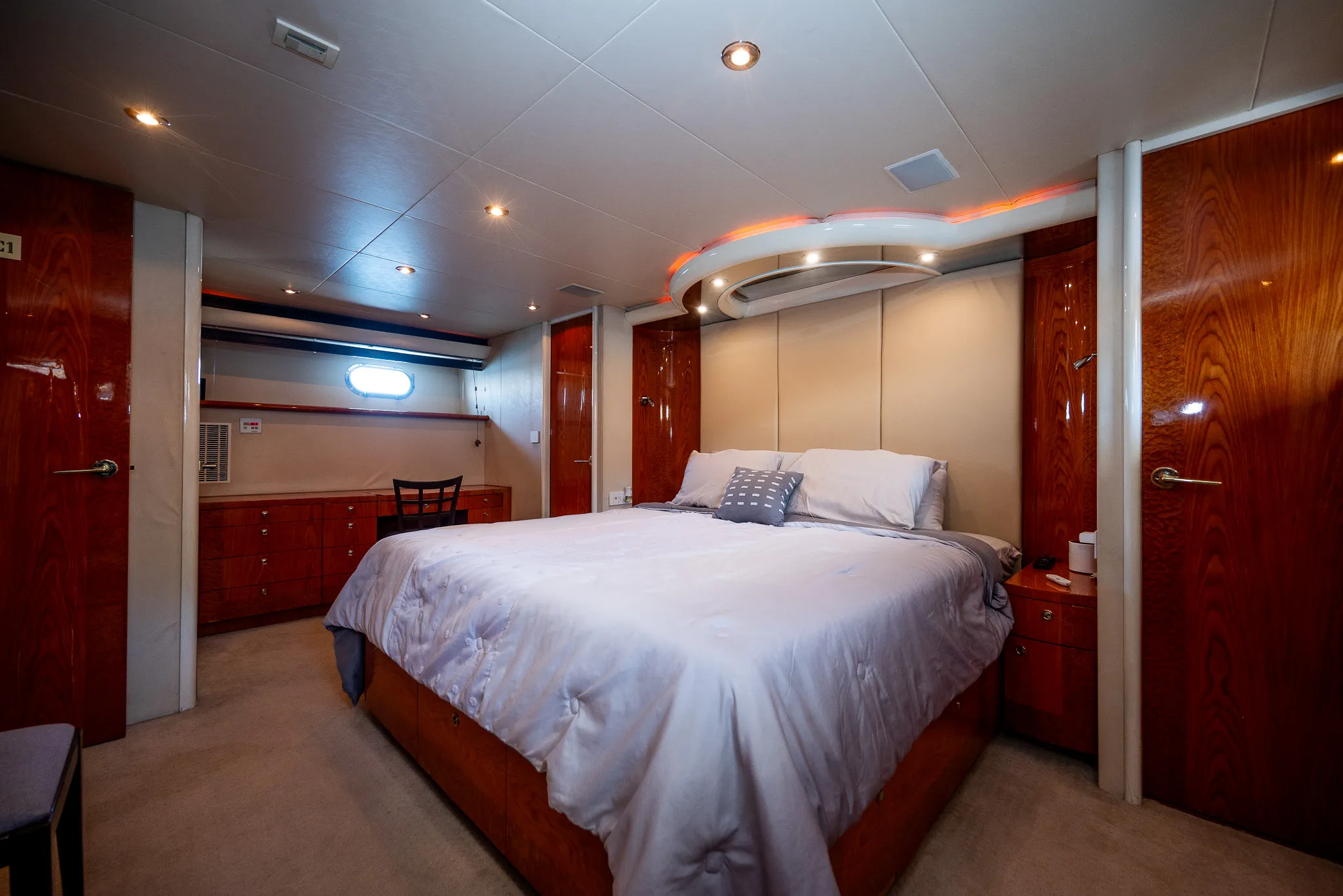 Cheoy Lee Bravo 82 Mijito · Yates México · La Paz BCS · Interior & Main Saloon 16