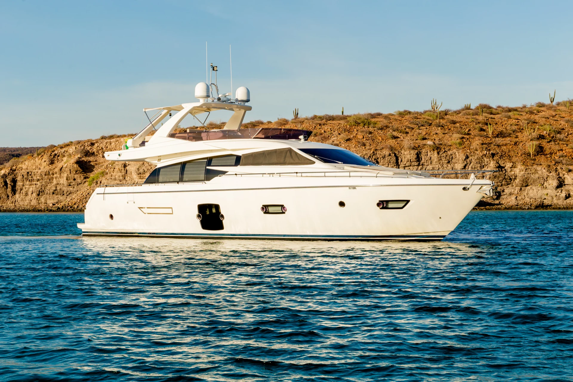 Motor Yacht de lujo 73 ft · Yates México · La Paz BCS