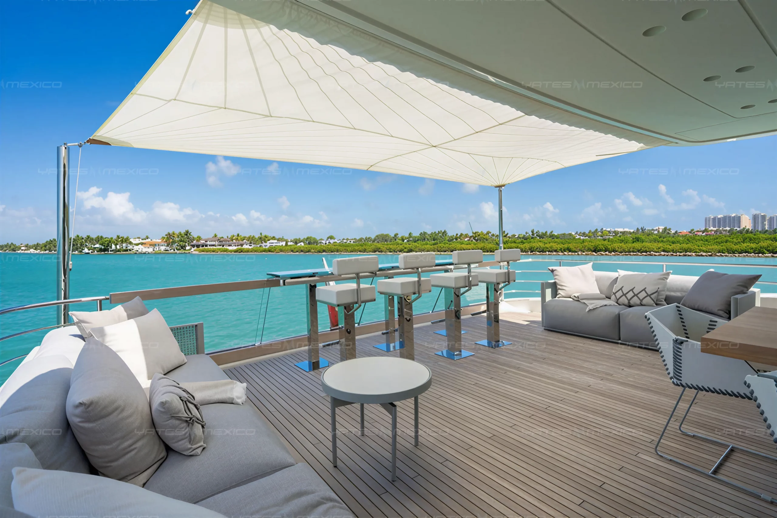 Flybridge comedor