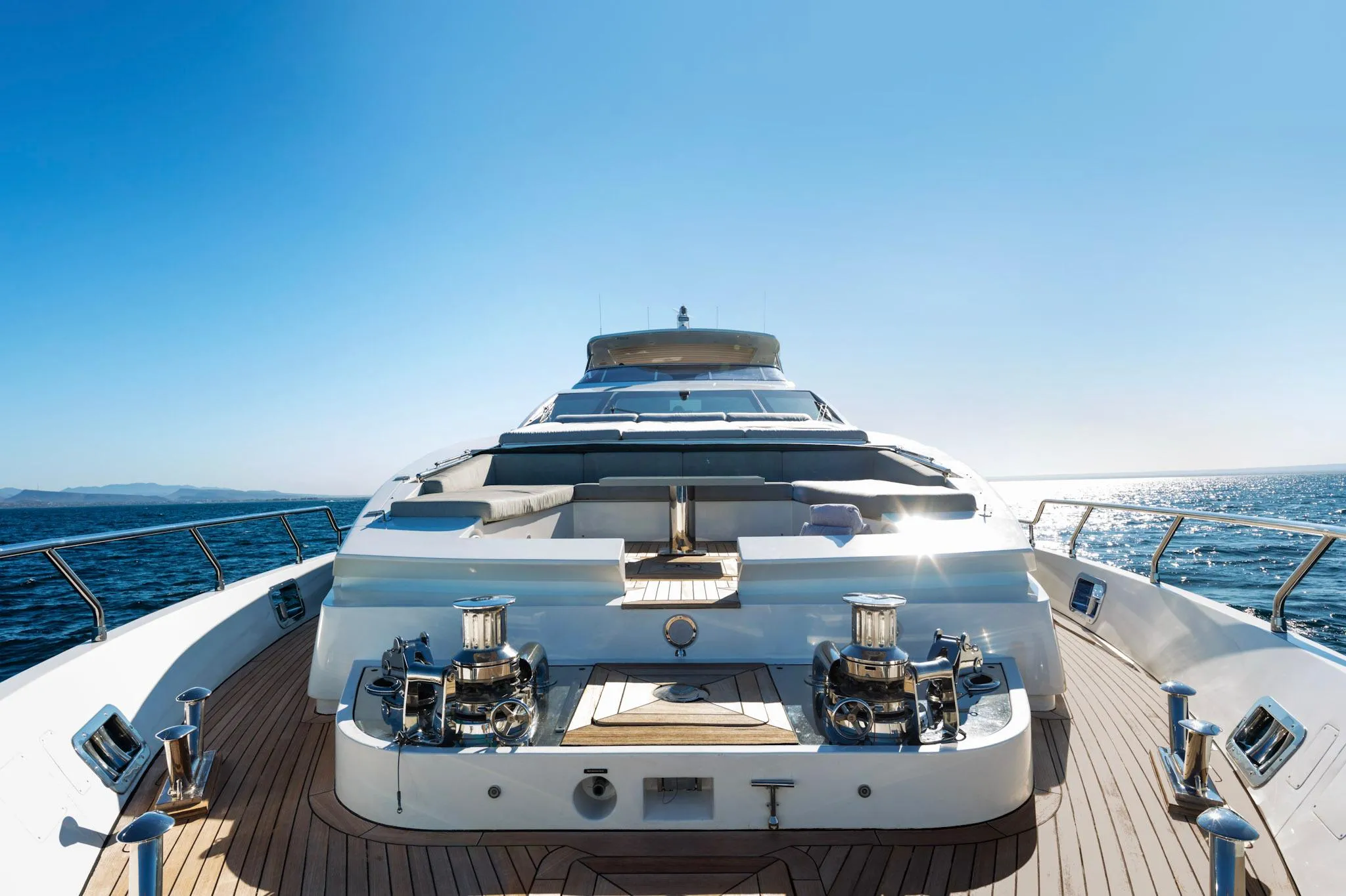 Azimut Grande 30M aftdeck y flybridge · Yates México · La Paz BCS