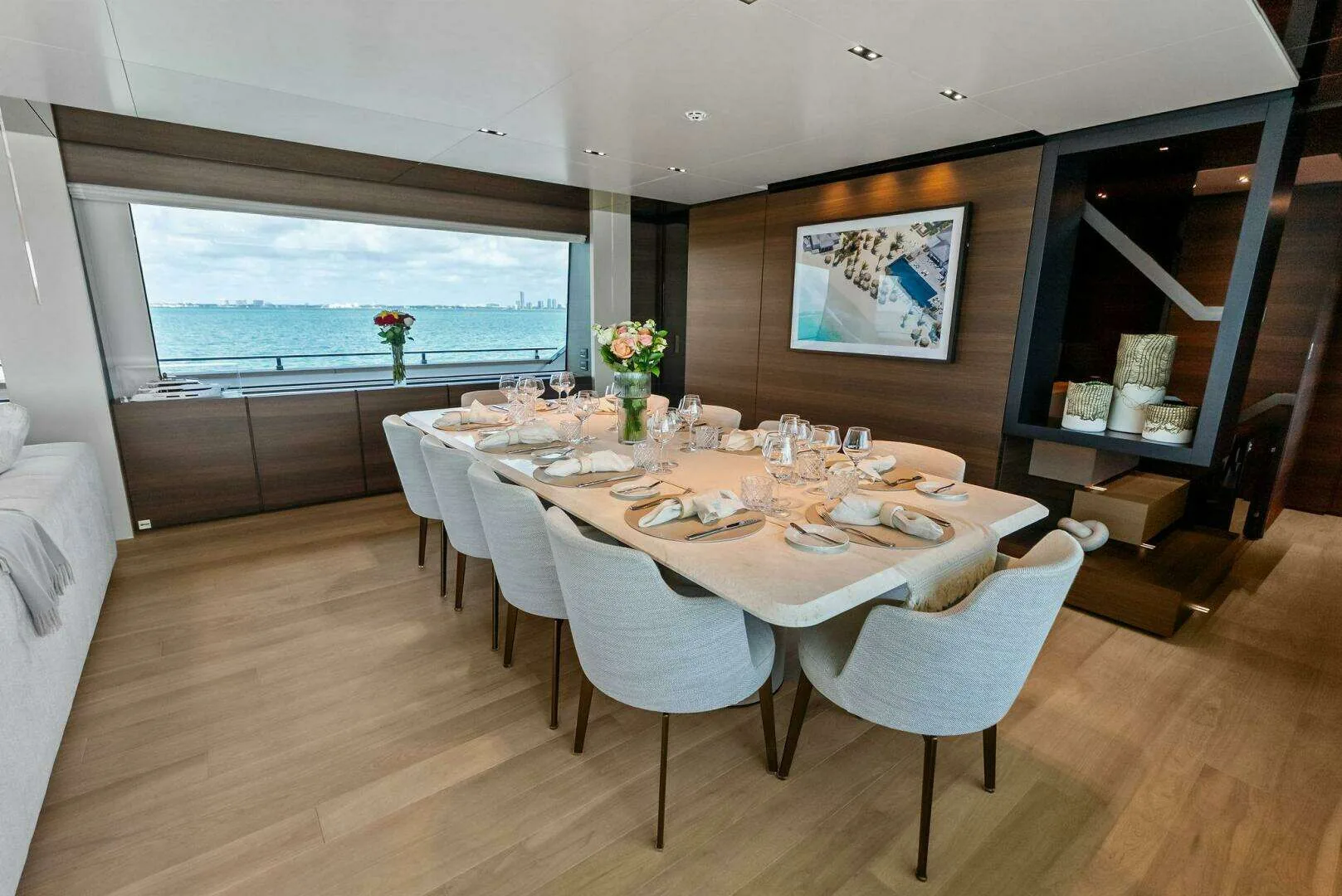 Custom Line Navetta 108 · Yate de lujo 108 ft · Yates México