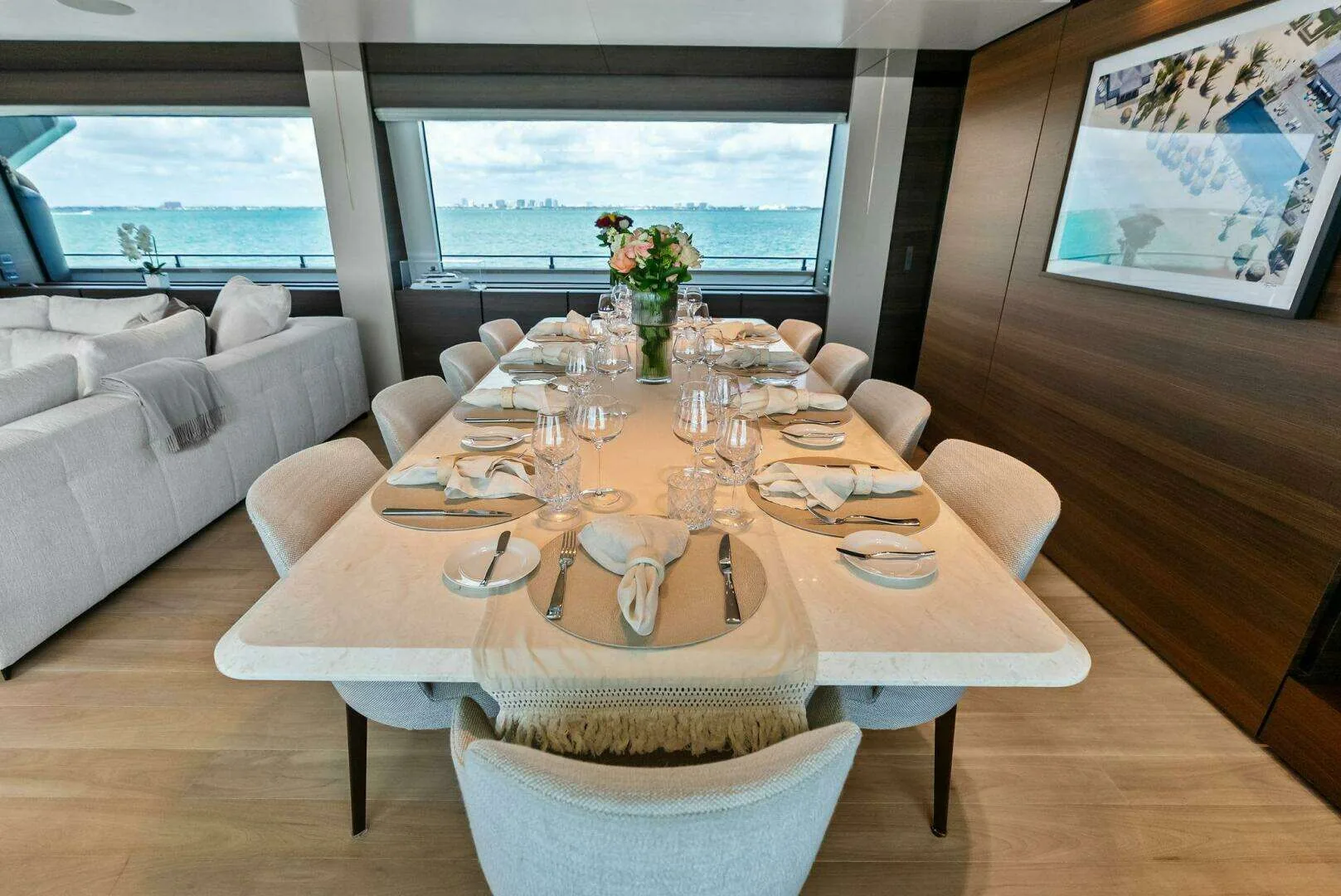 Custom Line Navetta 108 · Yate de lujo 108 ft · Yates México
