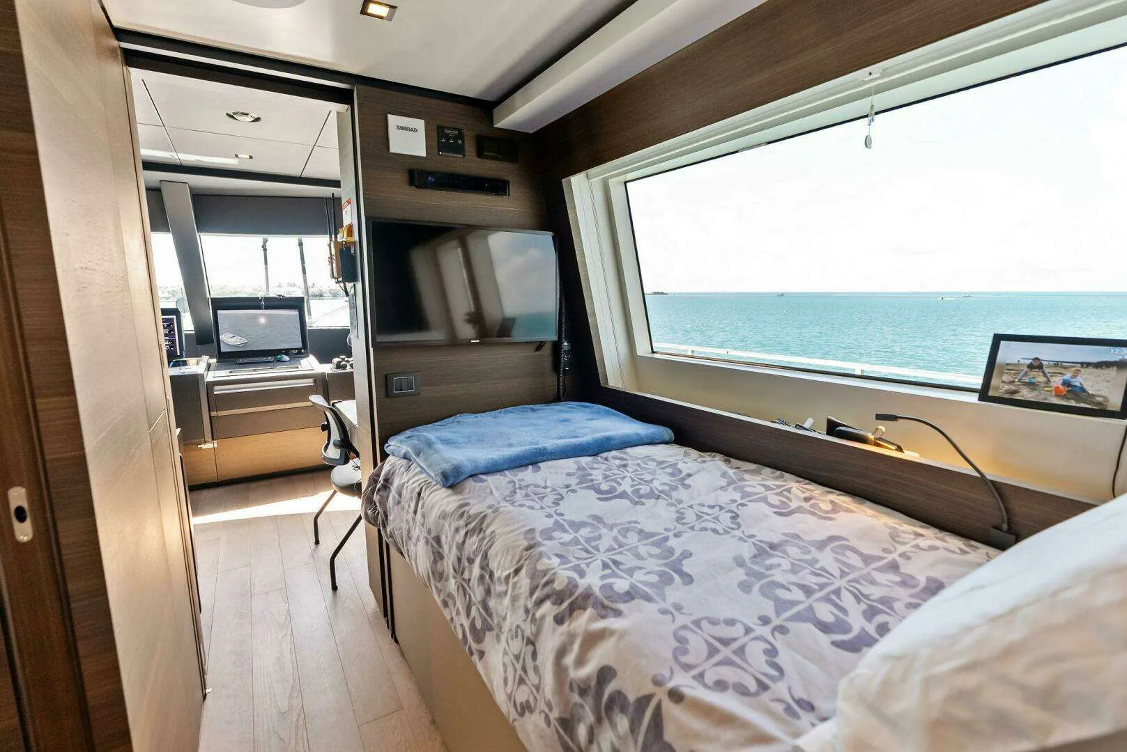 Custom Line Navetta 108 · Yate de lujo 108 ft · Yates México