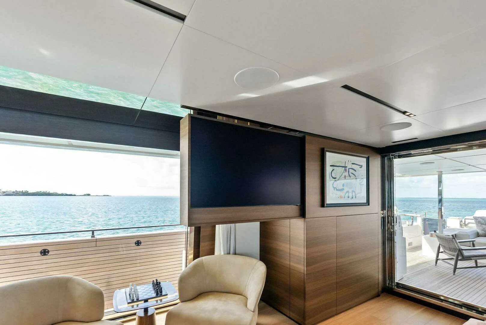 Custom Line Navetta 108 · Yate de lujo 108 ft · Yates México