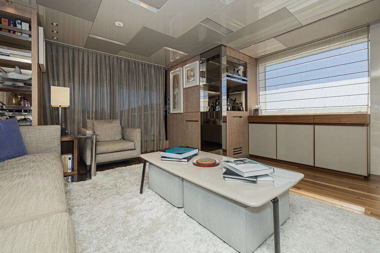 Sanlorenzo SL104 interior y salón principal en venta · Yates México · Cozumel