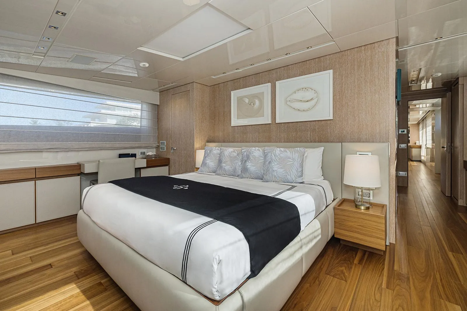 Sanlorenzo SL104 cabinas en venta · Yates México · Cozumel