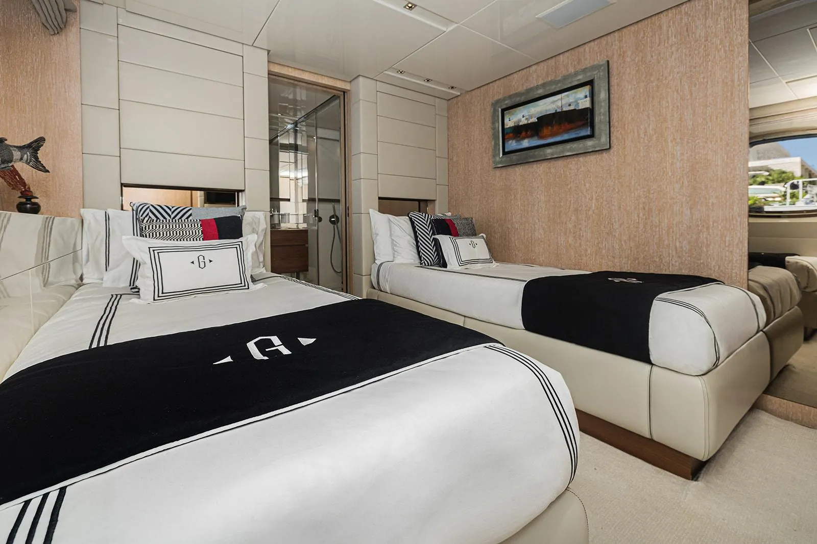 Sanlorenzo SL104 cabinas en venta · Yates México · Cozumel