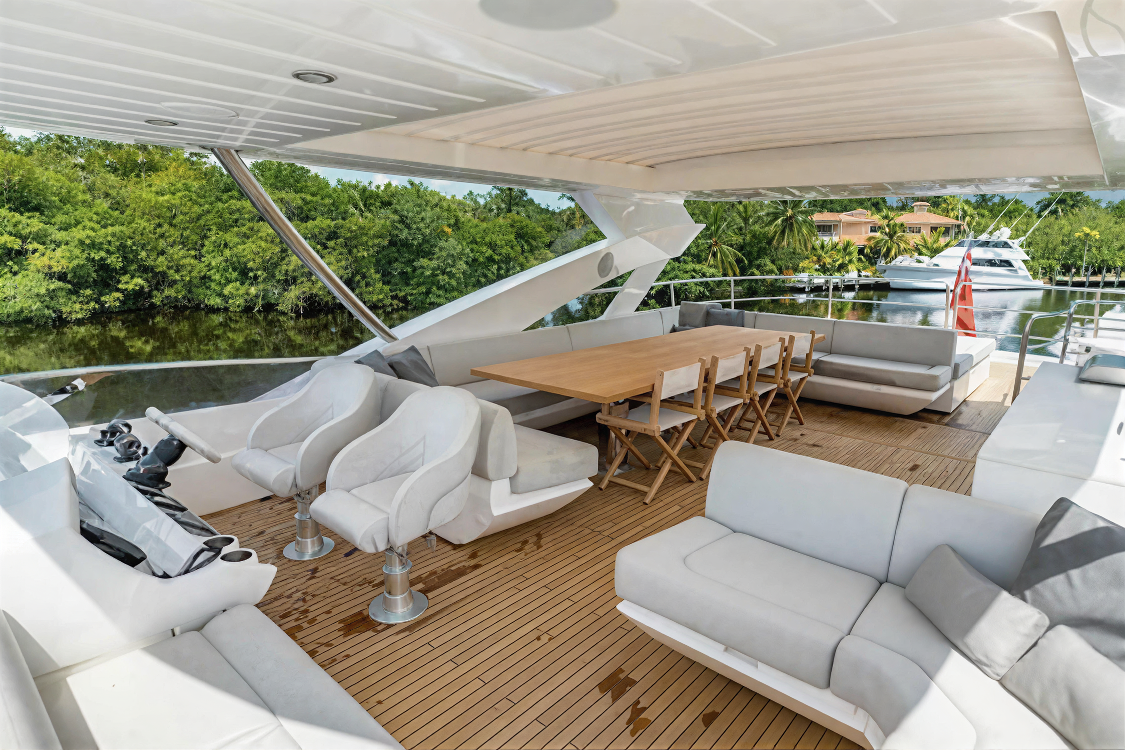 Sunseeker 86 motor yacht en venta · Yates México · Cancún