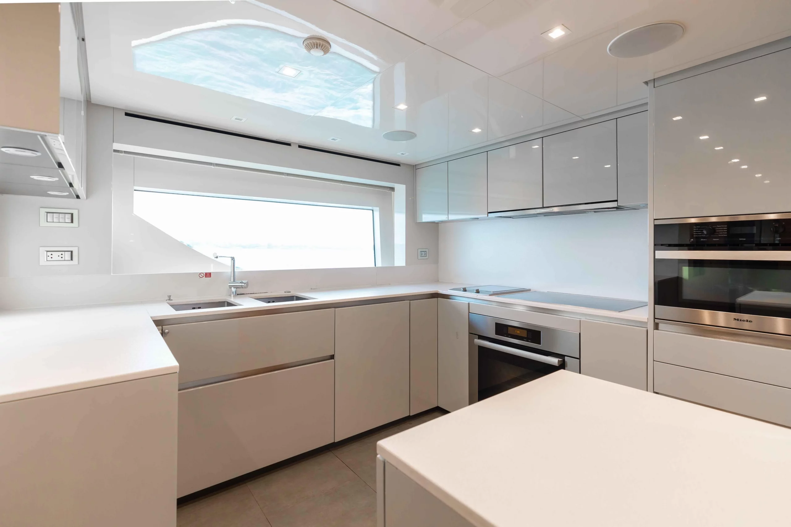 Sanlorenzo 126' en venta · Yates México · Isla Mujeres