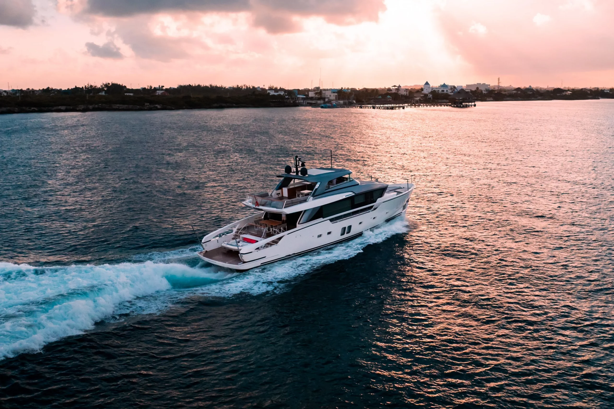 Sanlorenzo 88' en venta · Yates México · Cancún