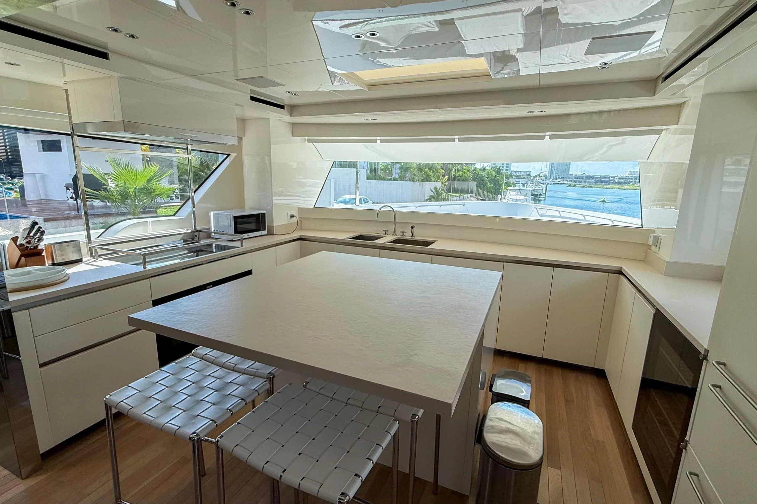 Sanlorenzo 88' en venta · Yates México · Cancún