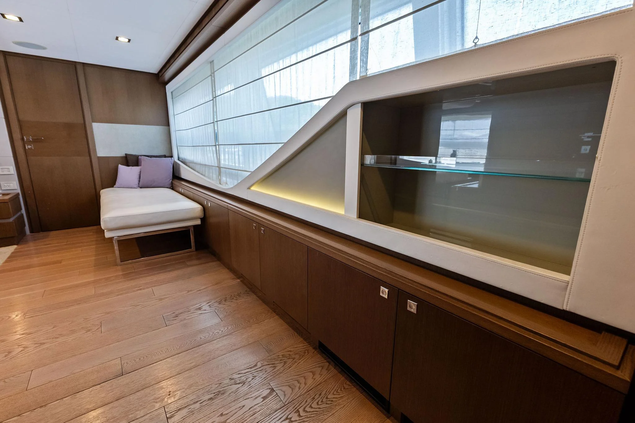 Custom Line 100 · Yate en venta en Panamá · Yates México