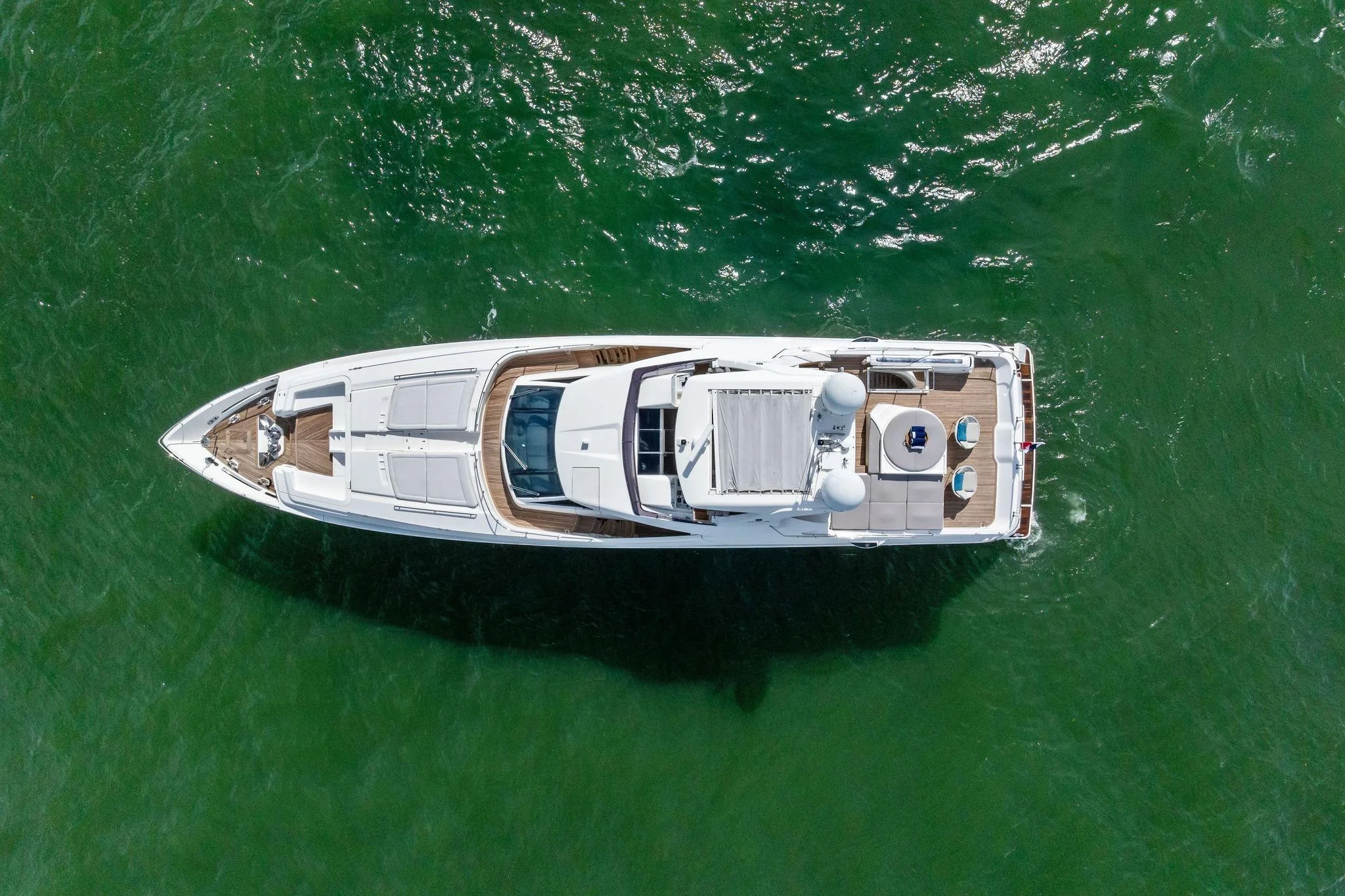 Custom Line 100 · Yate en venta en Panamá · Yates México