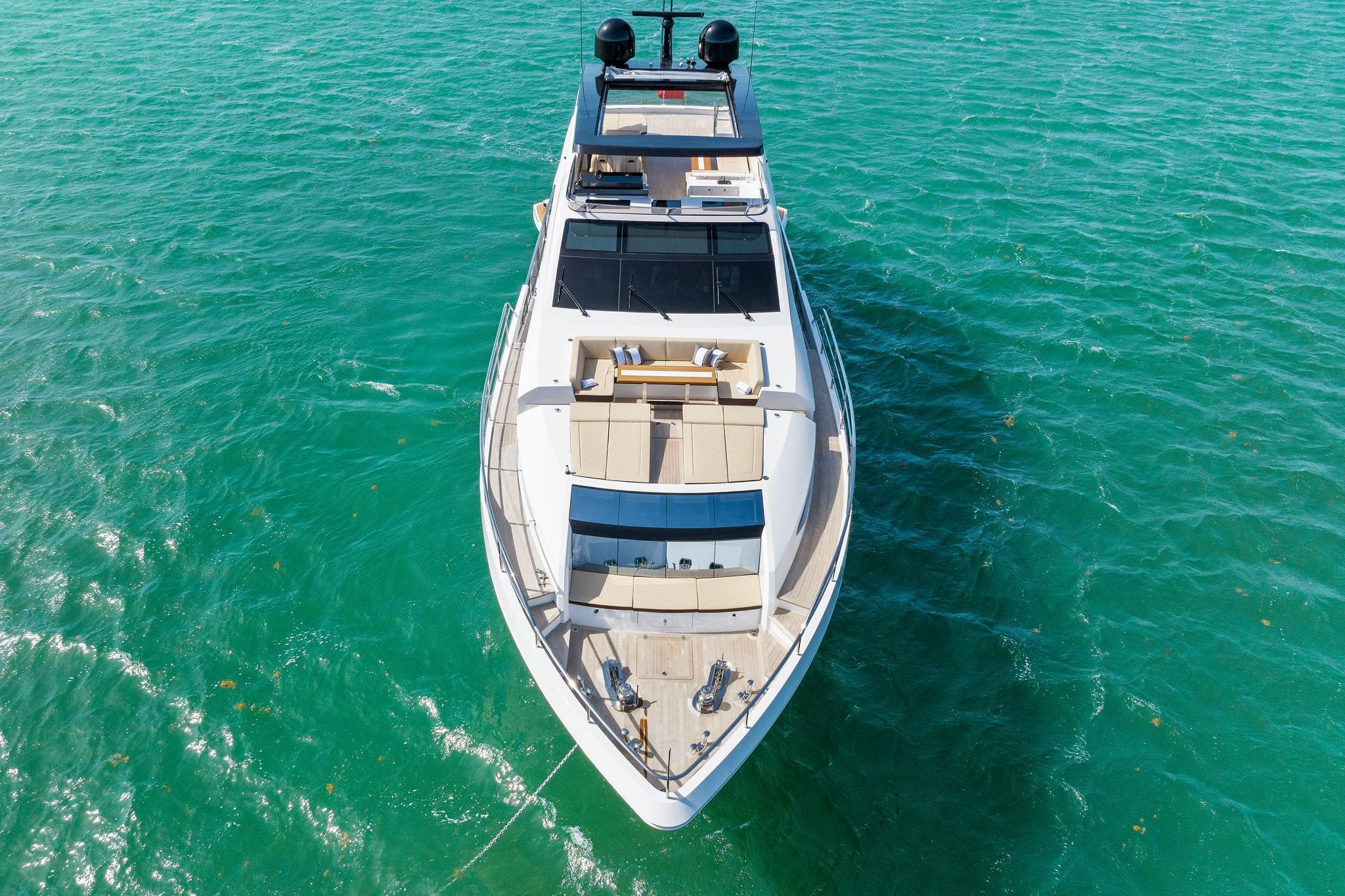 Pearl 95 2023 exterior · Yates México