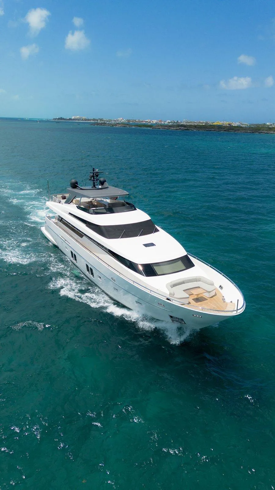 Sanlorenzo SL96 en venta · Yates México · Cancún