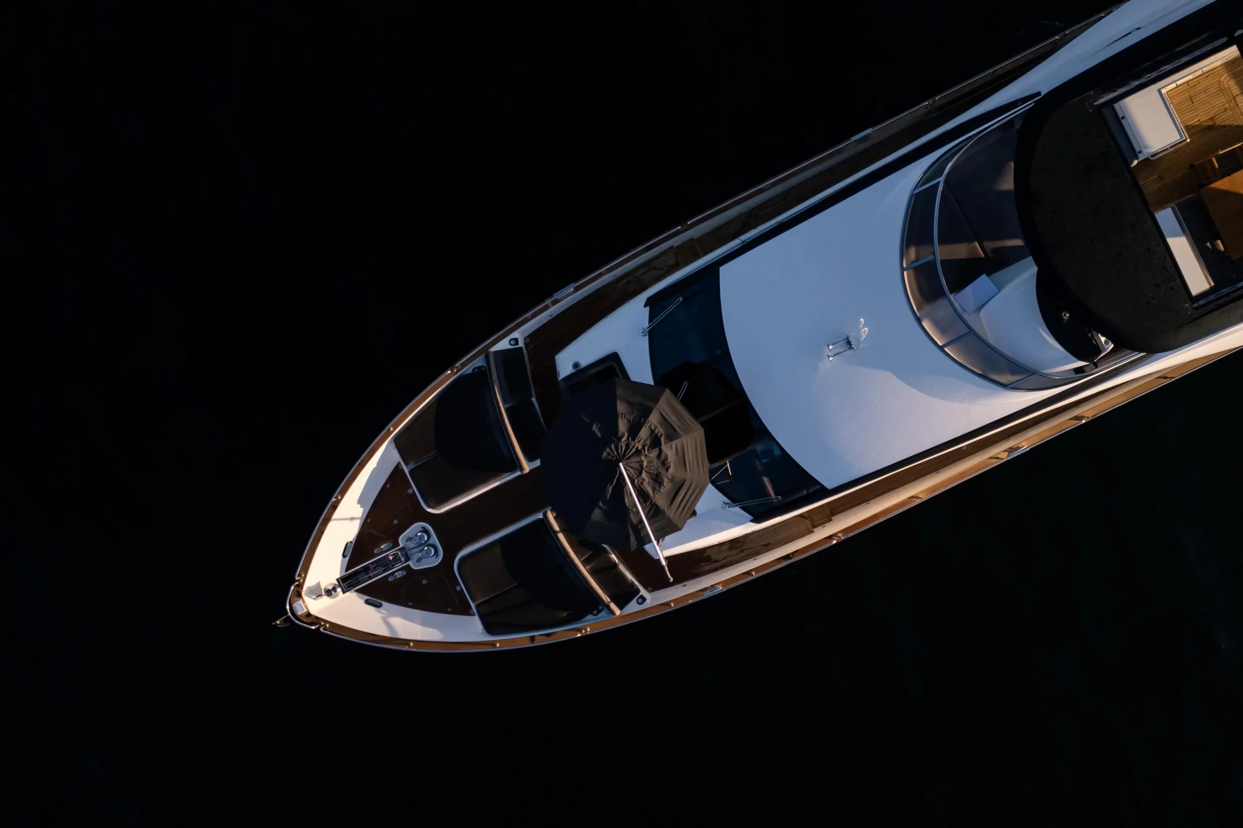 Sunseeker 92' 2015 exterior · Yates México