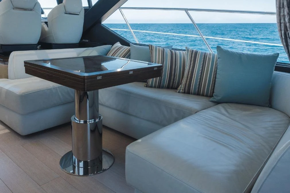 Azimut 60' en venta · Yates México