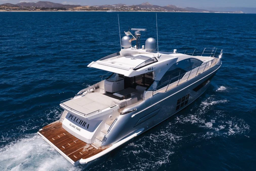 Azimut 60' en venta · Yates México