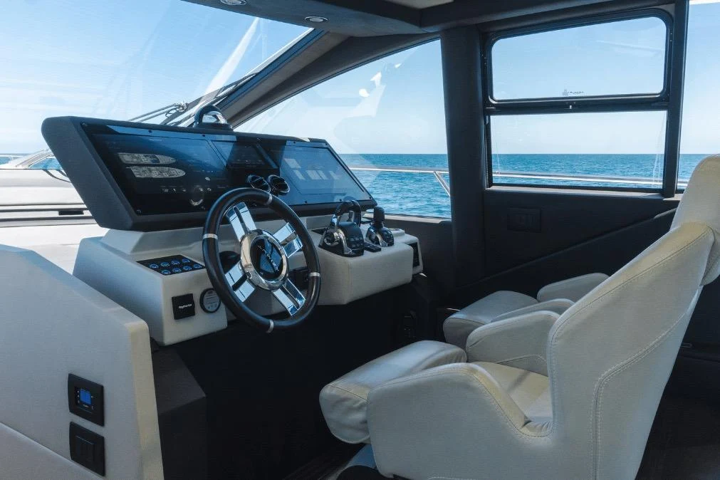 Azimut 60' en venta · Yates México