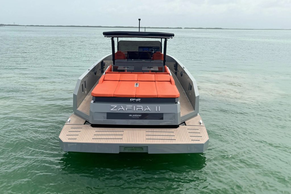 2025 De Antonio Yachts D42 en venta en Cancún, Quintana Roo, México