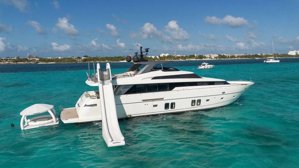 2016 Sanlorenzo 96' en venta en Cancún, Quintana Roo