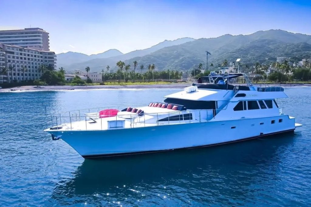 1990 Cheoy Lee 75 en venta en Puerto Vallarta, Jalisco
